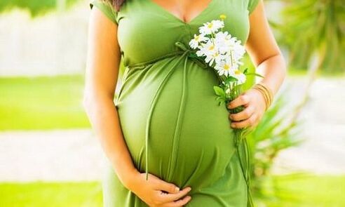Pregnant girl